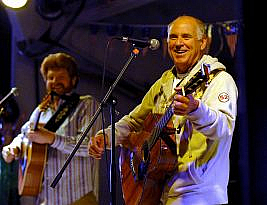 Jimmy Buffett, ‘Margaritaville’ Singer-Songwriter and an American Original, Dies at 76